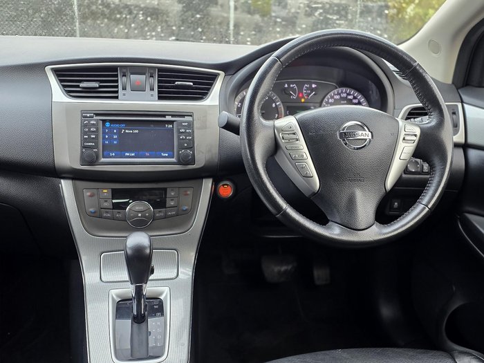 2013 Nissan Pulsar Ti B17 Diamond White