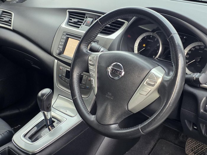 2013 Nissan Pulsar Ti B17 Diamond White