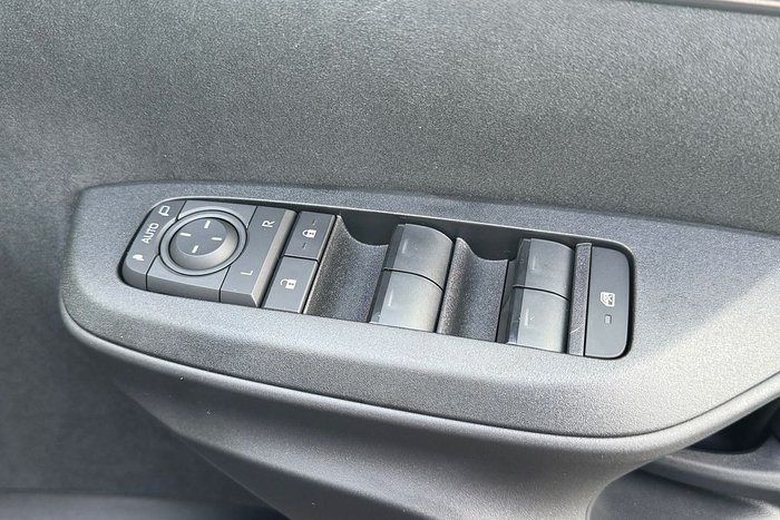 2025 Toyota Yaris Cross Urban