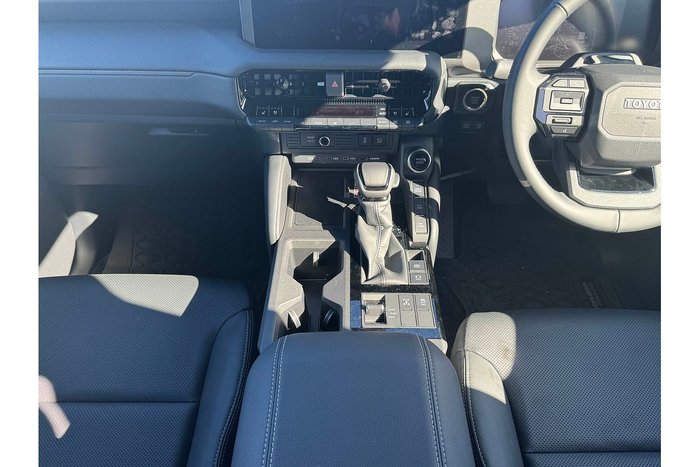 2025 Toyota Landcruiser Prado GXL