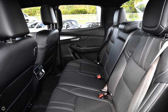 2025 Mazda BT-50 GT