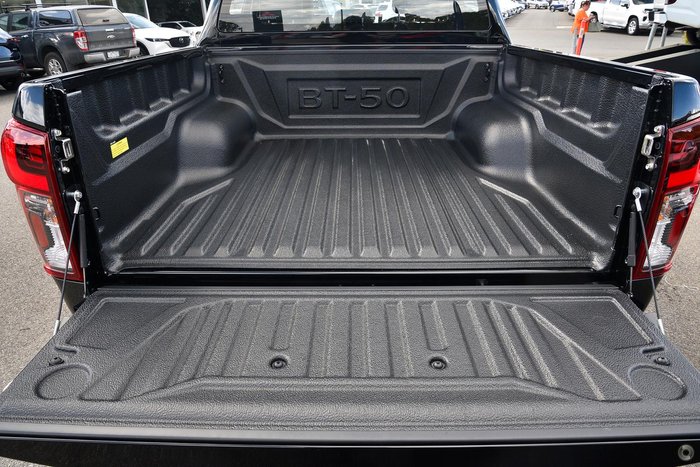 2025 Mazda BT-50 GT