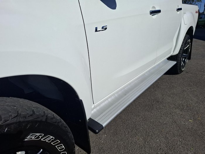 2018 Isuzu D-MAX LS-M