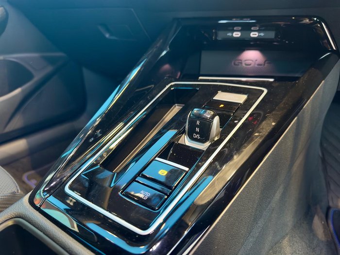 2025 Volkswagen Golf R