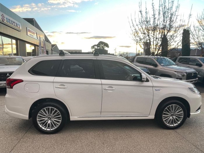 2019 Mitsubishi Outlander PHEV ES