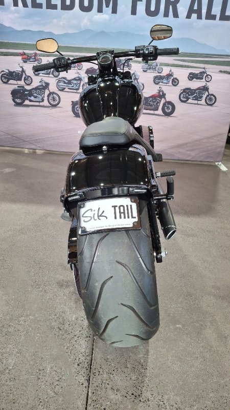 2025 Harley-davidson FXBR BREAKOUT (117) Vivid Black