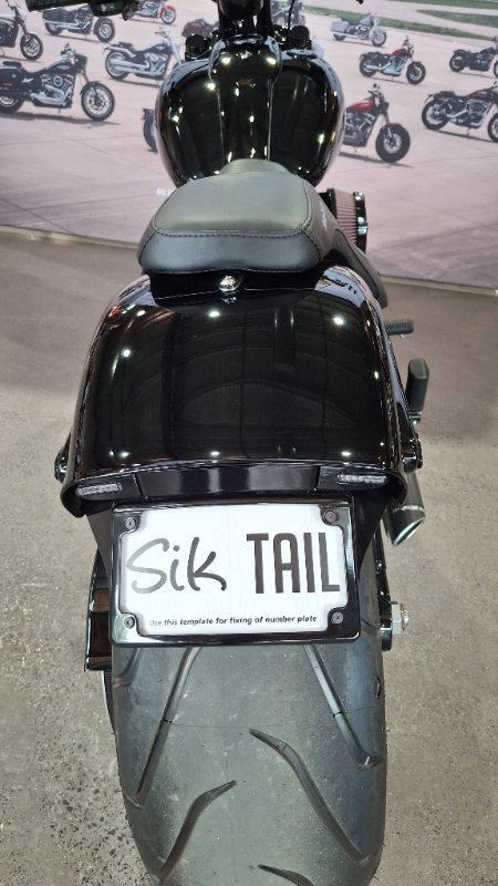 2025 Harley-davidson FXBR BREAKOUT (117) Vivid Black