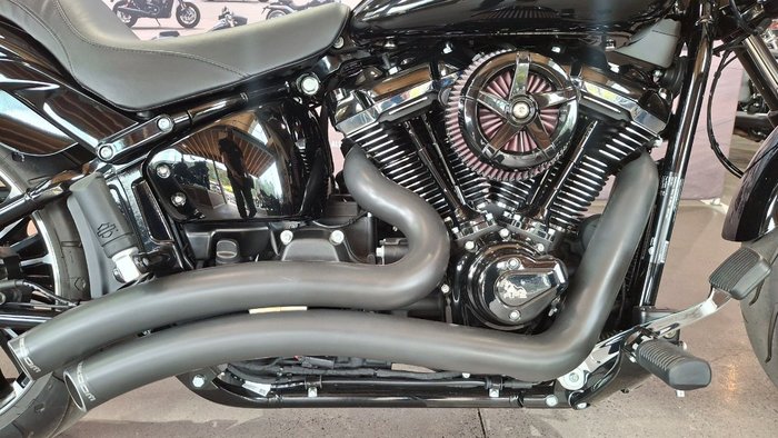 2025 Harley-davidson FXBR BREAKOUT (117) Vivid Black
