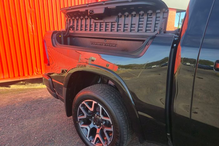 2025 RAM 1500 Laramie Sport Hurricane SO RamBox