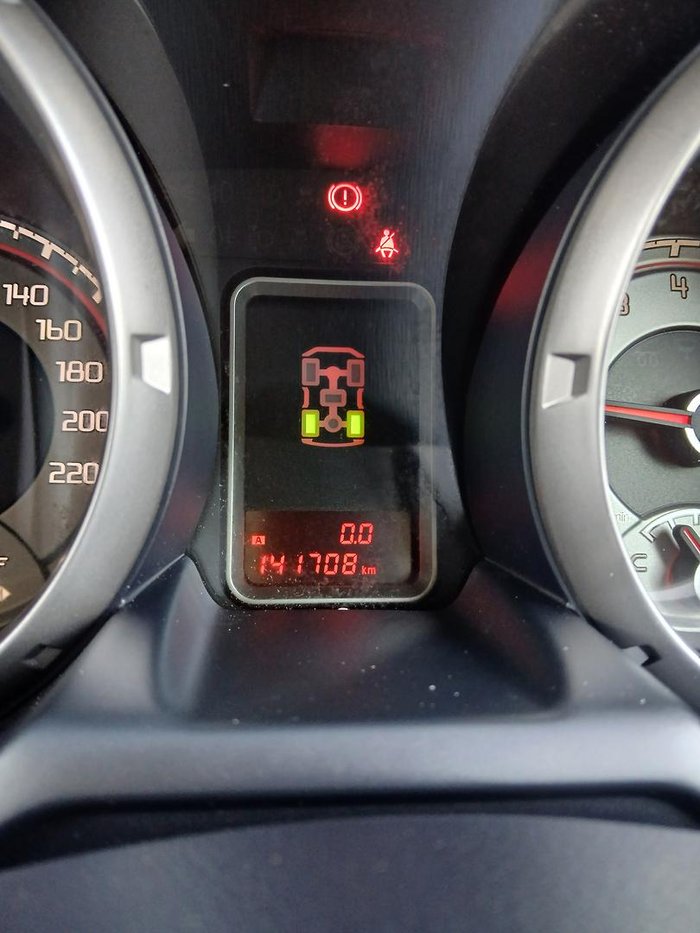 2016 Mitsubishi Pajero GLS