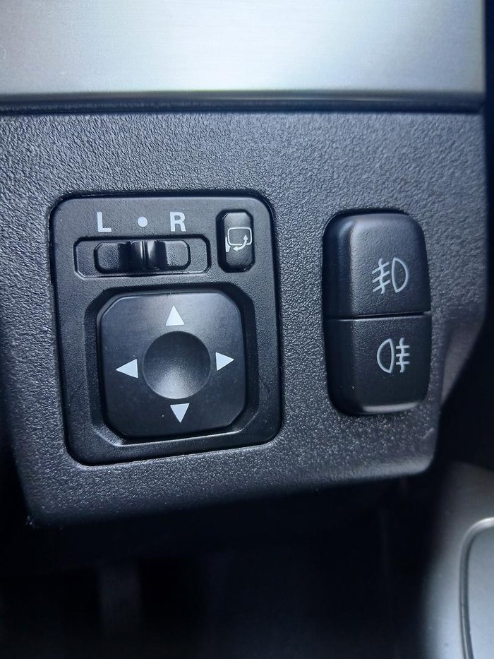2016 Mitsubishi Pajero GLS