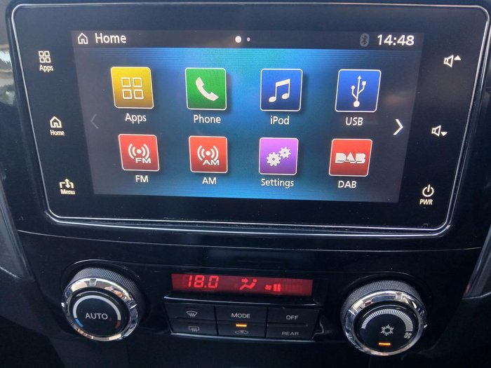 2016 Mitsubishi Pajero GLS