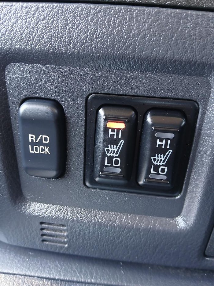 2016 Mitsubishi Pajero GLS