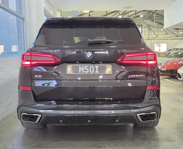 2020 BMW X5 M50i
