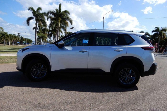 2025 Nissan X-TRAIL ST T33 MY25