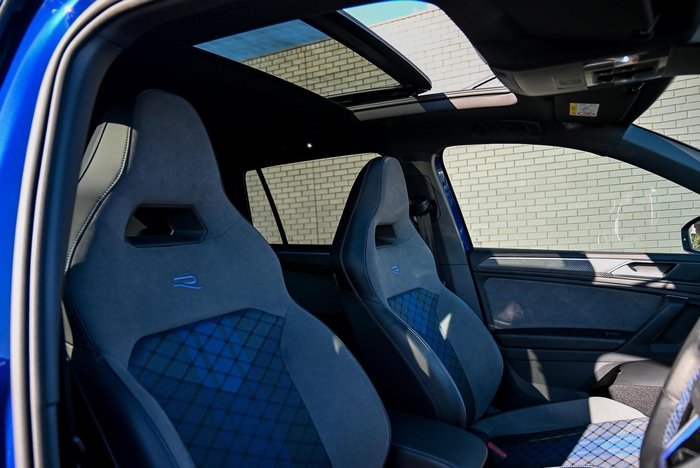 2022 Volkswagen Tiguan R Grid Edition