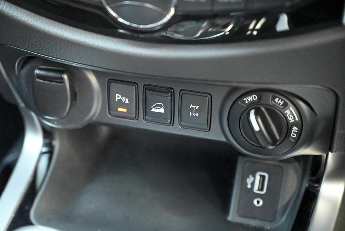 2019 Nissan Navara N-TREK