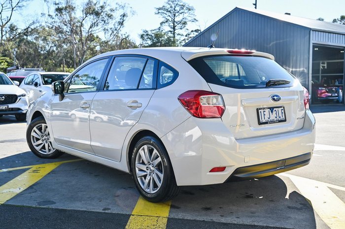 2015 Subaru Impreza 2.0i