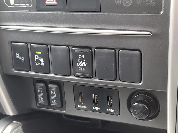 2021 Mitsubishi Triton GSR
