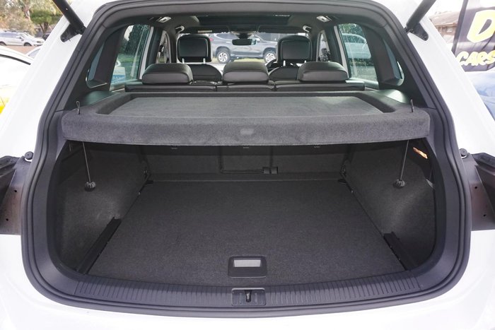 2021 Volkswagen Tiguan 162TSI R-Line