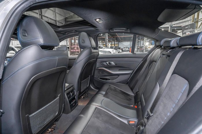 2022 BMW 3 Series 320i M Sport