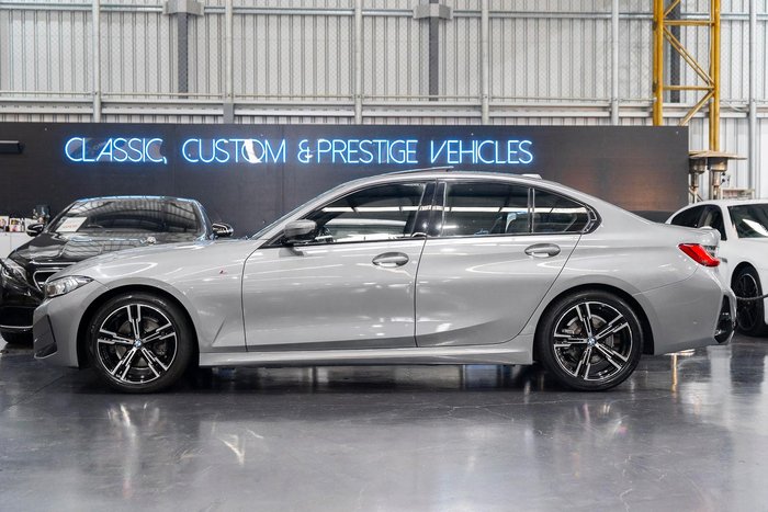 2022 BMW 3 Series 320i M Sport
