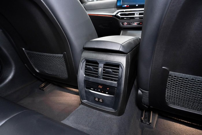 2022 BMW 3 Series 320i M Sport