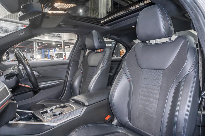 2022 BMW 3 Series 320i M Sport