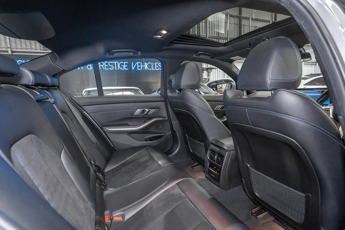 2022 BMW 3 Series 320i M Sport