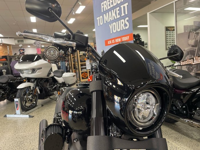 2025 Harley-Davidson Low Rider S 117 (FXLRS) Softail Black