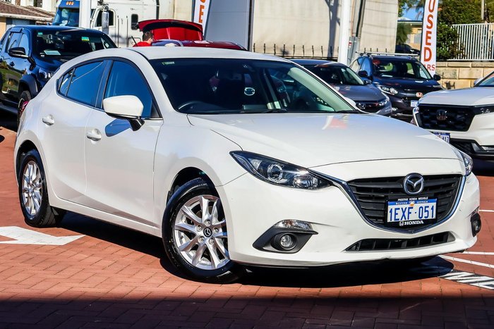 2015 Mazda 3 Maxx