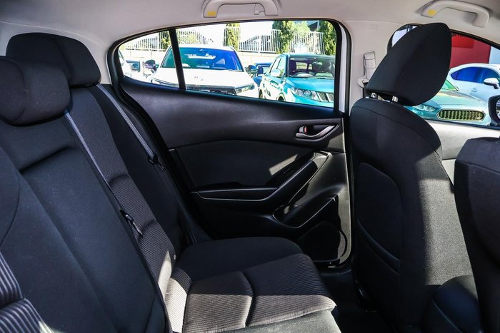 2015 Mazda 3 Maxx