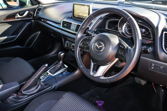 2015 Mazda 3 Maxx