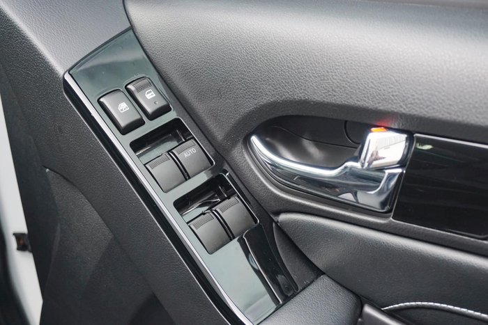 2020 Isuzu MU-X LS-T
