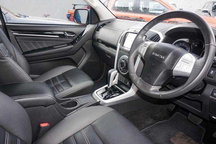 2020 Isuzu MU-X LS-T