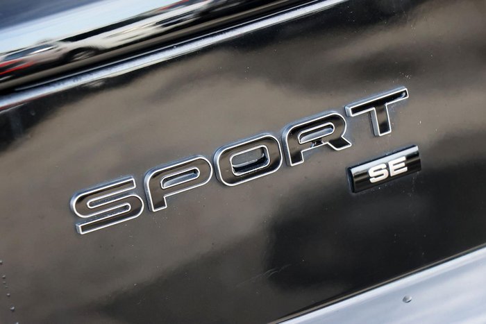 2022 Land Rover Range Rover Sport D250 SE