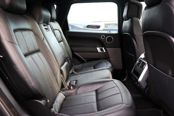 2022 Land Rover Range Rover Sport D250 SE