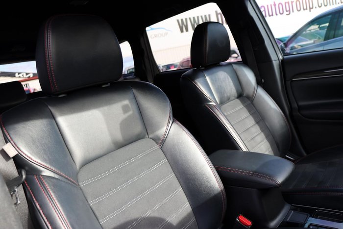 2019 Mitsubishi Outlander Black Edition