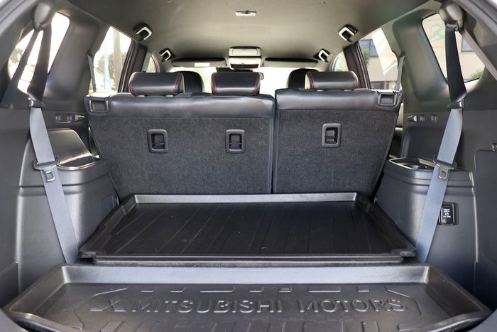 2019 Mitsubishi Outlander Black Edition