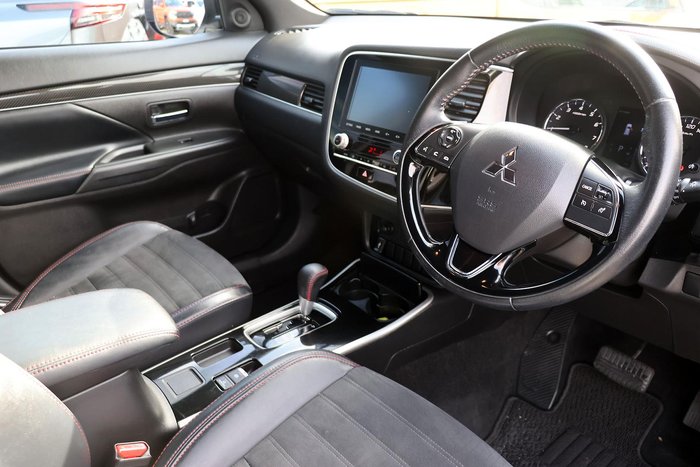 2019 Mitsubishi Outlander Black Edition
