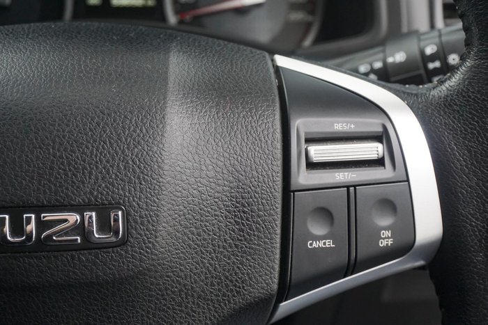 2019 Isuzu D-MAX LS-T
