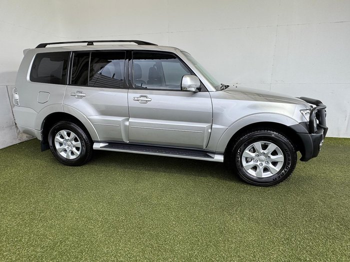 2020 Mitsubishi Pajero GLX