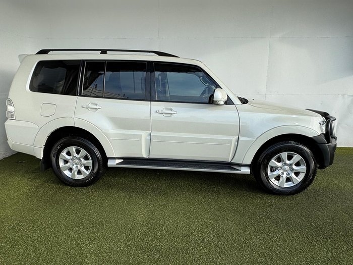 2020 Mitsubishi Pajero GLX