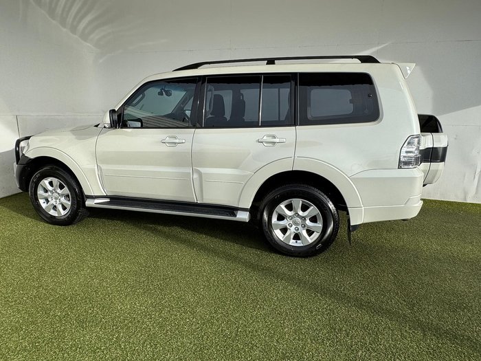2020 Mitsubishi Pajero GLX