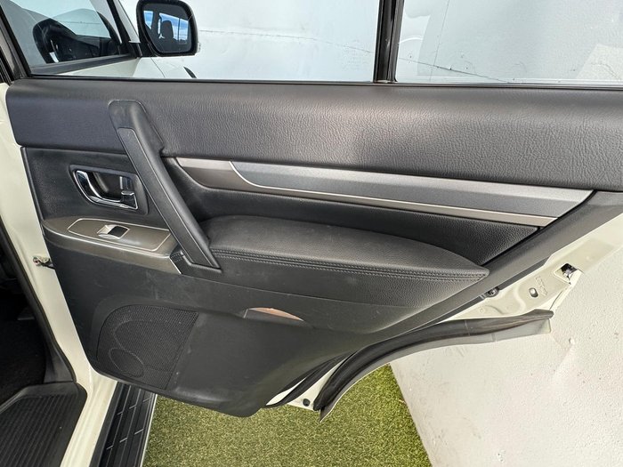 2020 Mitsubishi Pajero GLX