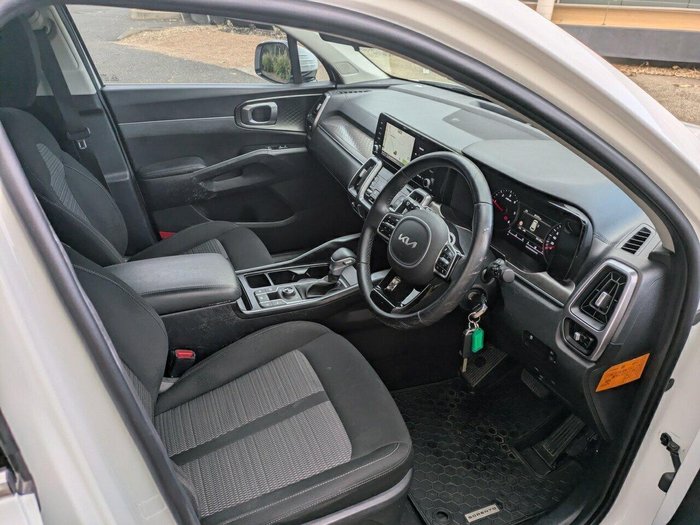 2022 Kia Sorento Sport