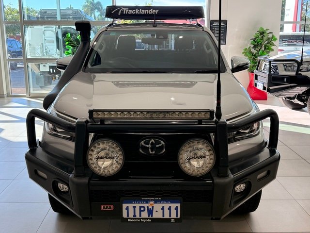 2019 Toyota Hilux 4X4 2.8L DSL D/C 6AT SR5