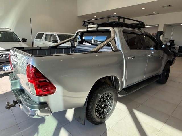 2019 Toyota Hilux 4X4 2.8L DSL D/C 6AT SR5