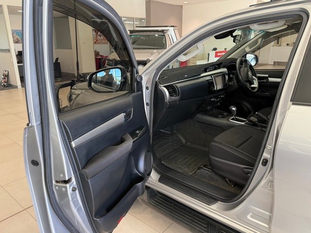 2019 Toyota Hilux 4X4 2.8L DSL D/C 6AT SR5