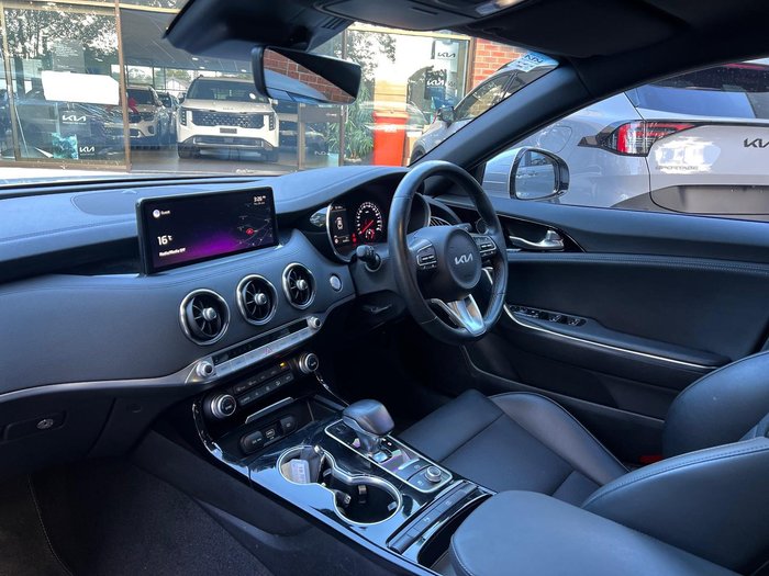 2022 Kia Stinger 330S